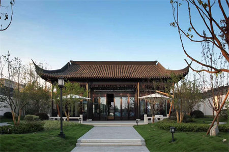 南湖大源·枫香小镇5室2厅2卫310万226m2出售